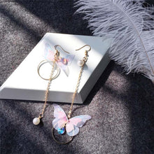 Load image into Gallery viewer, Asymmetric Butterfly Imitation Pearl | Drop Earrings
